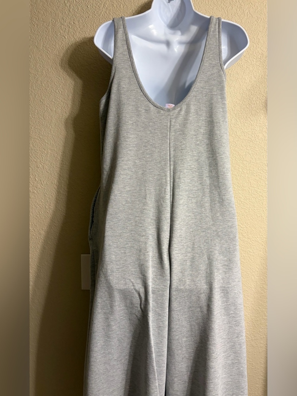 NWT SAVAGE x FENTY
Essential Relaxed Jumpsuit XL
Gray Sleeveless Wide Leg - Picture 3 of 5